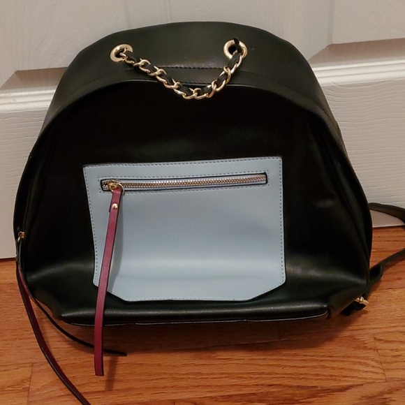 If you are looking for a perfect backpack... - Picture 3 of 5